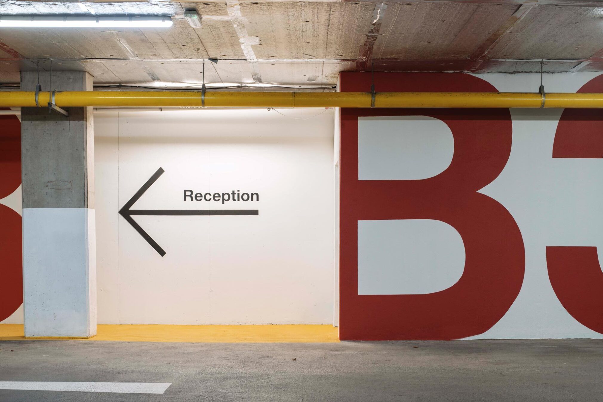 The chase car park wayfinding signage 04